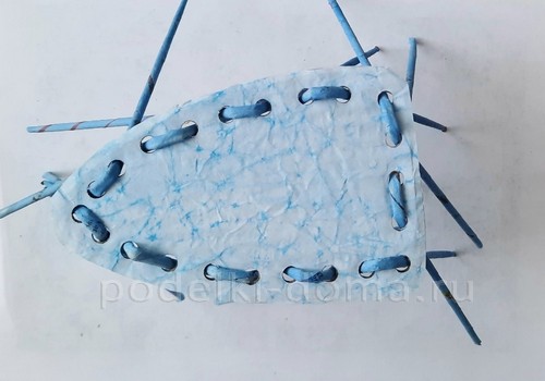 Лодочка-конфетница из бумажной лозы Лодочка-конфетница из бумажной лозы