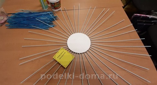 Новогодние поделки из бумажной лозы Новогодние поделки из бумажной лозы