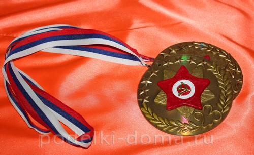 Шоколадница для будущего защитника