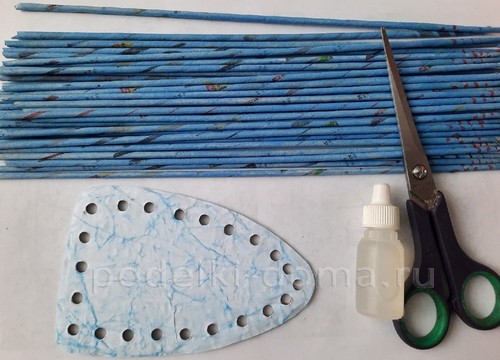 Лодочка-конфетница из бумажной лозы Лодочка-конфетница из бумажной лозы