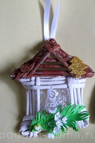 Лодочка-конфетница из бумажной лозы Лодочка-конфетница из бумажной лозы