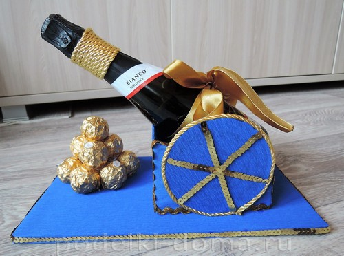 Шоколадница для будущего защитника