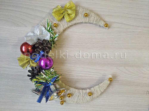 Новогоднее украшение «Месяц и звезды»