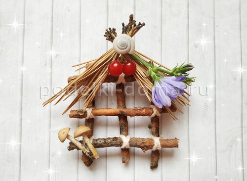 Домик и окошко — поделки из веточек