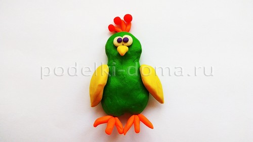 «Павлин» — аппликация из природного материала