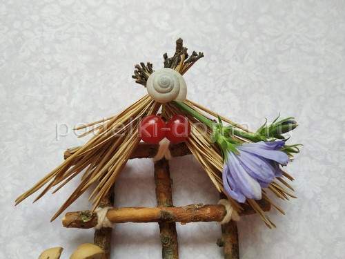 Домик и окошко — поделки из веточек