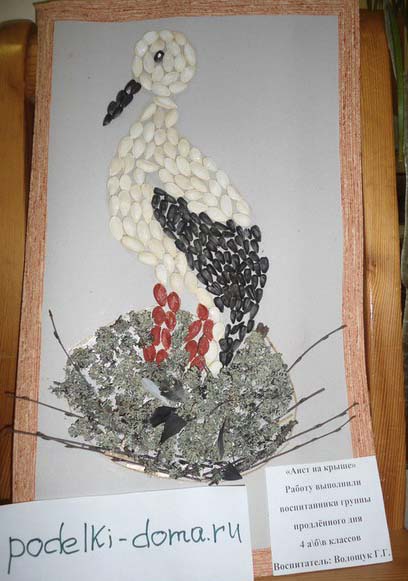 «Павлин» — аппликация из природного материала