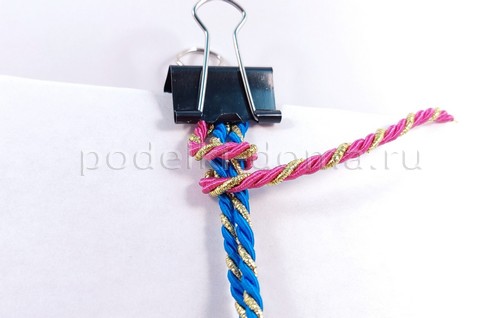 Как сплести браслеты из шнуров и нитей