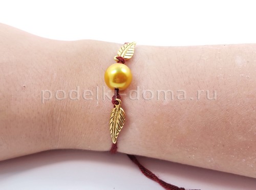 Как сплести браслеты из шнуров и нитей