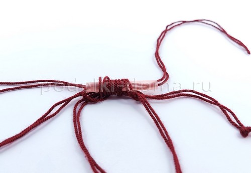 Как сплести браслеты из шнуров и нитей