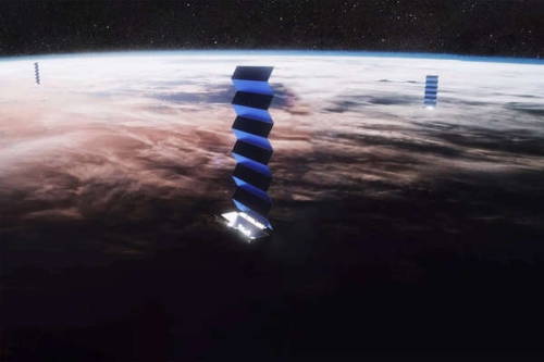 «Имеет наглость выглядеть героем». В Пентагоне удивились отказу Маска платить за Starlink на Украине 