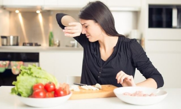 Можно ли порезать свежий лук так, чтобы не заплакать: эффективные способы