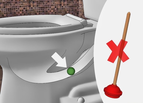 Шесть способов устранить засор в унитазе без вантуза