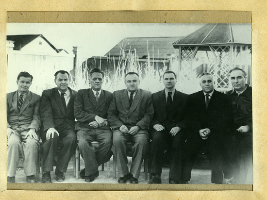 Раскрыта тайна обрезанной фотографии Сергея Королева