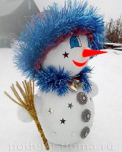 Снегурочка из смешанного папье-маше