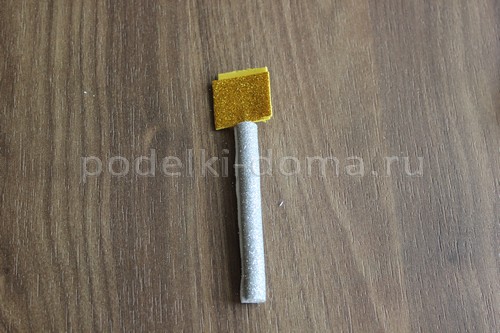 Как сделать свечу из картона и фоамирана Как сделать свечу из картона и фоамирана