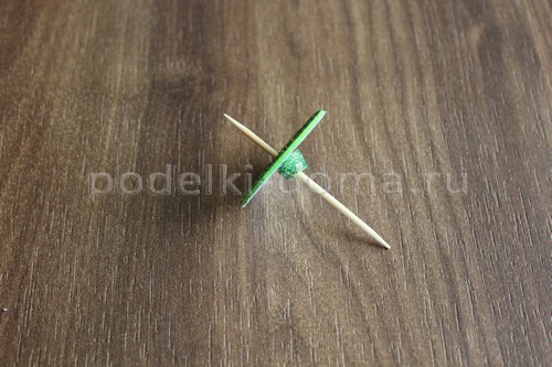 Как сделать свечу из картона и фоамирана Как сделать свечу из картона и фоамирана