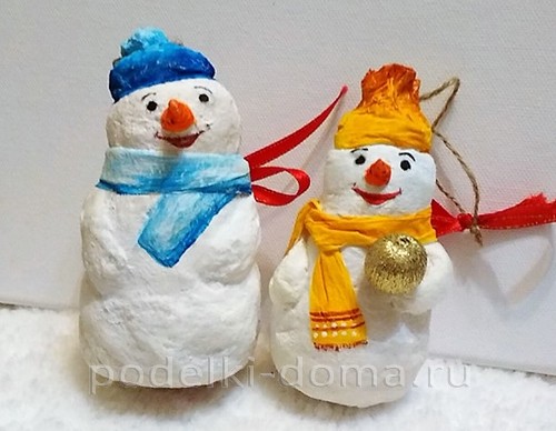 Снегурочка из смешанного папье-маше