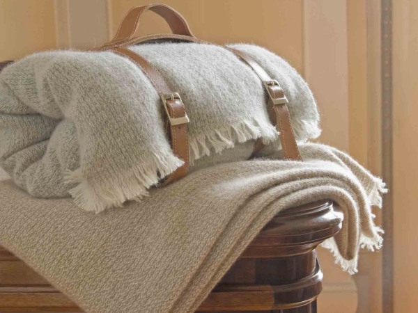 Советы, которые помогут продлить жизнь шерстяным вещам Советы, которые помогут продлить жизнь шерстяным вещам