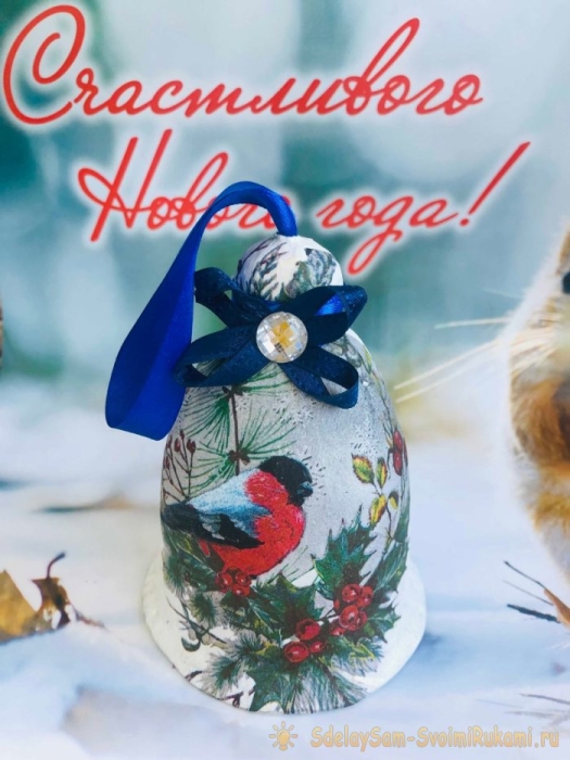 Как сделать елочная игрушку «Колокольчик» из бумаги Как сделать елочная игрушку «Колокольчик» из бумаги