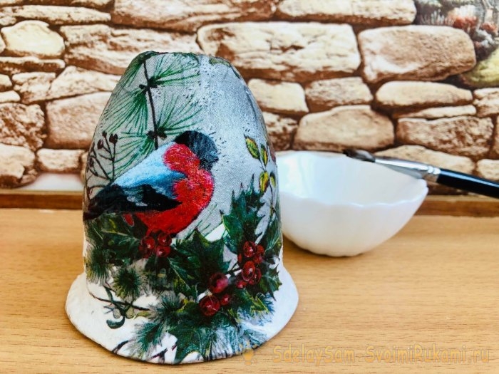 Как сделать елочная игрушку «Колокольчик» из бумаги Как сделать елочная игрушку «Колокольчик» из бумаги