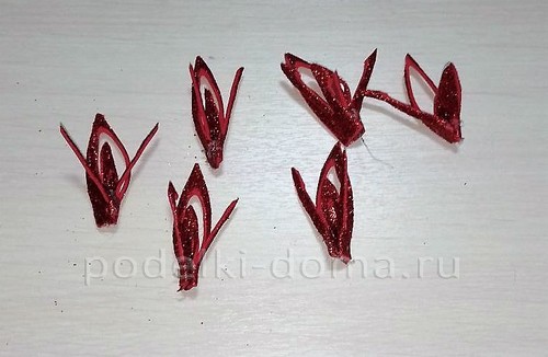 Эко-ёлка — поделка из подручного материала