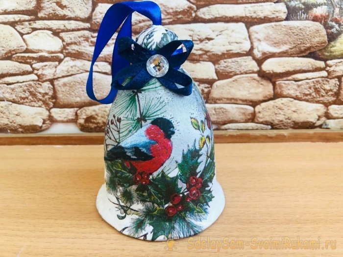 Как сделать елочная игрушку «Колокольчик» из бумаги Как сделать елочная игрушку «Колокольчик» из бумаги