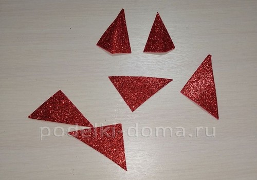 Эко-ёлка — поделка из подручного материала