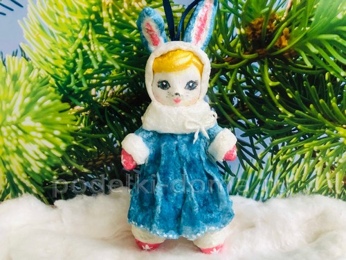 Ёлочная игрушка Зайка в технике ватного папье-маше Ёлочная игрушка Зайка в технике ватного папье-маше