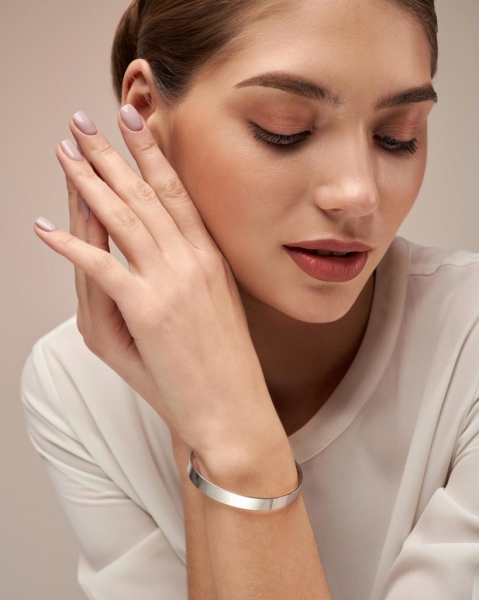 Фотограф назвала лучшие позы для фотосессии, которые легко повторить