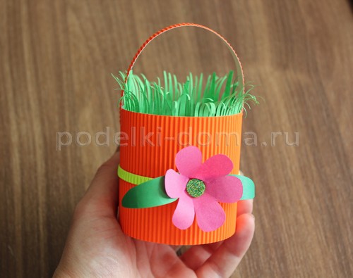 Пасхальный пакетик из картона Пасхальный пакетик из картона