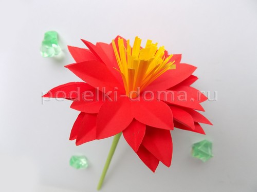 Как сделать вертушку из бумаги Как сделать вертушку из бумаги