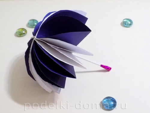 Как сделать вертушку из бумаги Как сделать вертушку из бумаги
