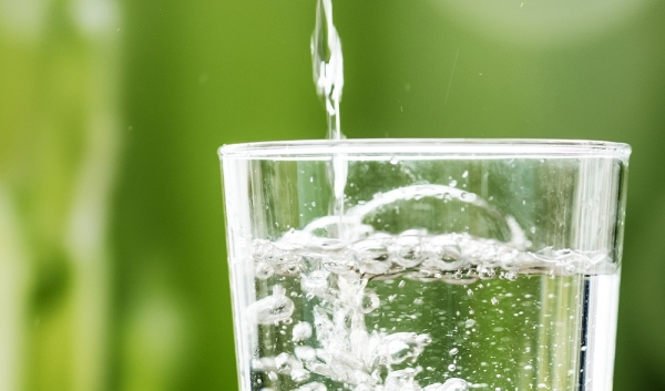 4 нестандартных способа избежать обезвоживания в жару