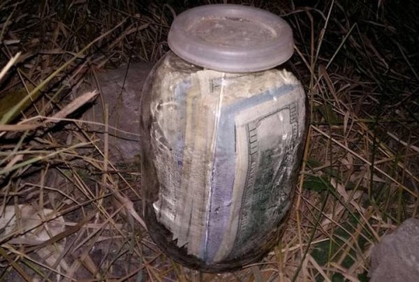 В каком виде белорусам лучше хранить деньги? В каком виде белорусам лучше хранить деньги?